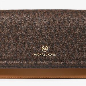 Michael Kors Jet Set Small Logo Smartphone Convertible Crossbody Bag